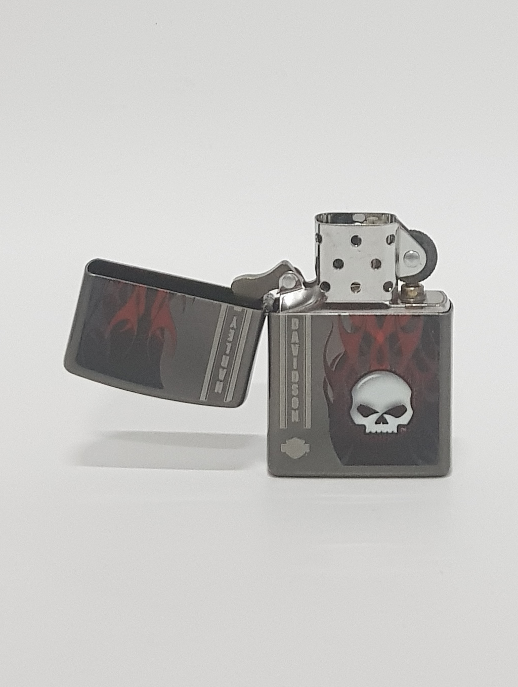 ZIPPO 28618